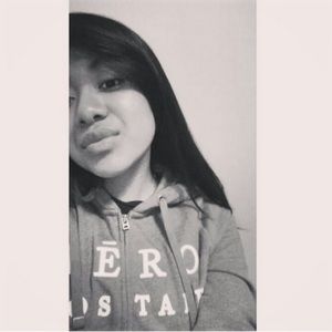 Meet your Posher, Esmeralda